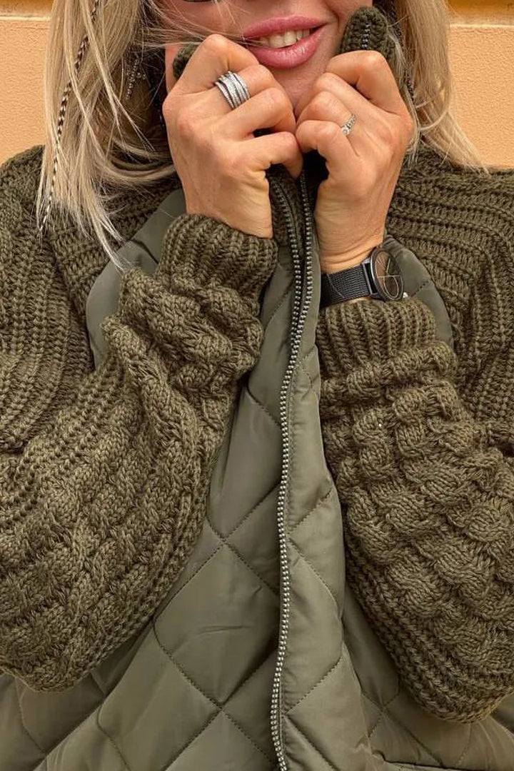 FREJA – HÖST STICKAD KAPPA