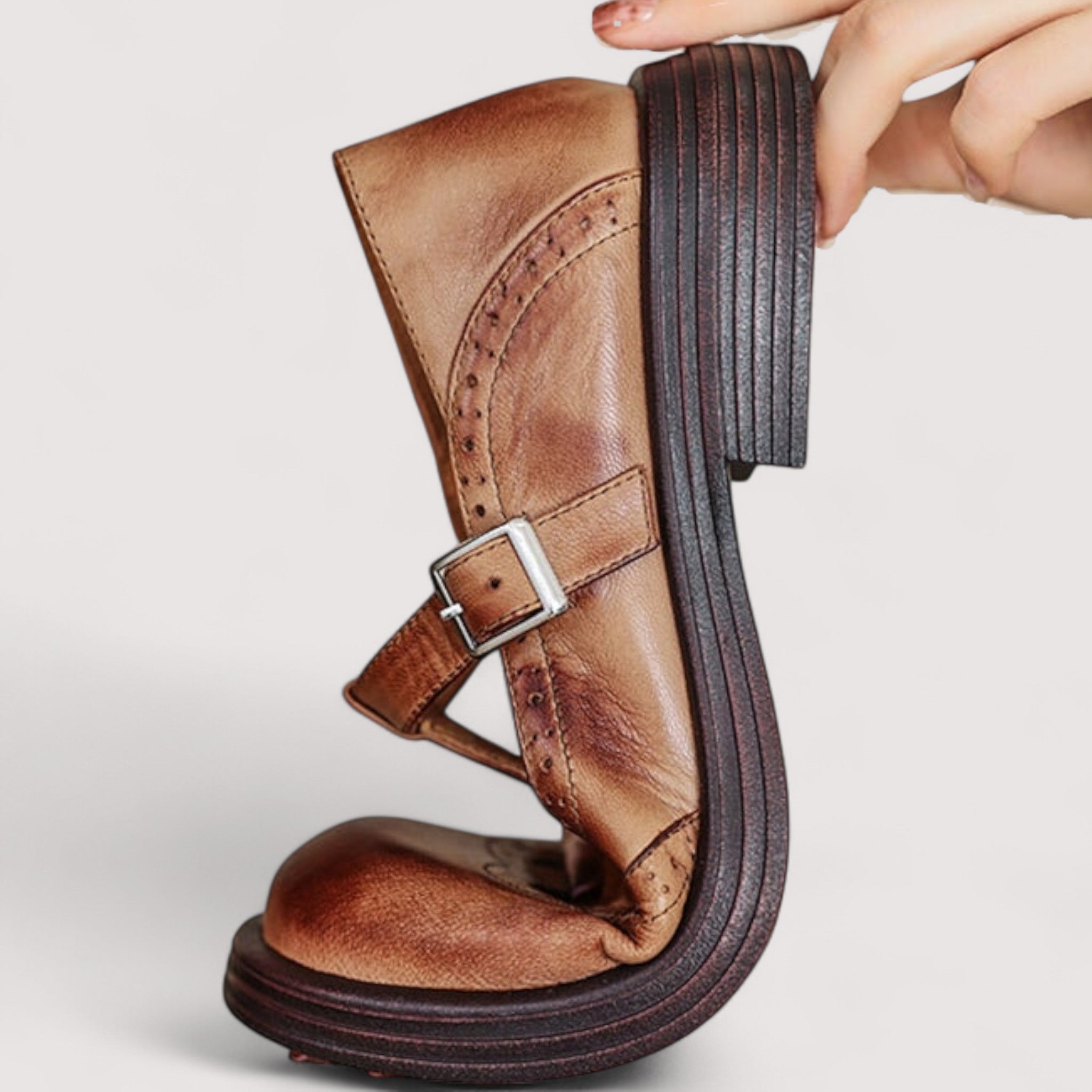 Elisa - Elegant och bekväm vägglampa